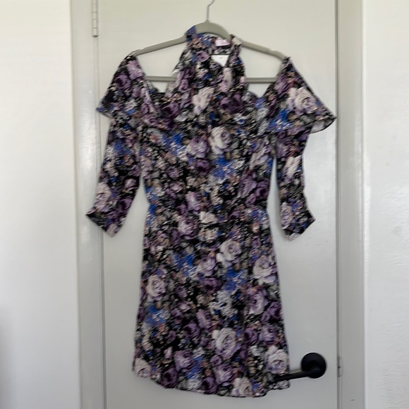 🍓 NWT Parker Silk S cold shoulder floral dress - Picture 3 of 13